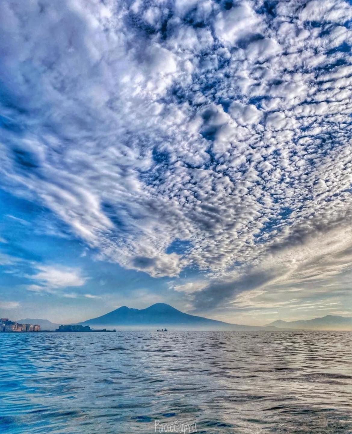 New Latt E Lett * Napoli